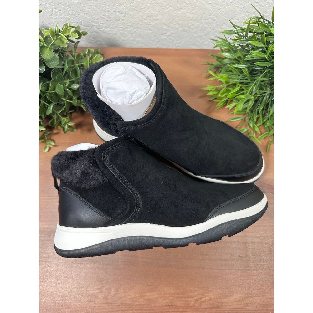 NWOT Vionic Women's Norwood Water-Repellent Suede Boots Black Size 7.5